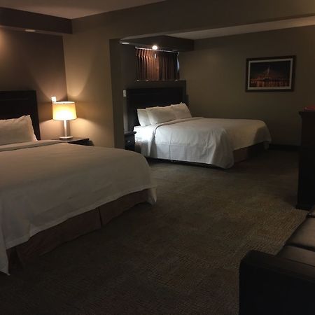 Express By Canad Inns Winnipeg Eksteriør billede