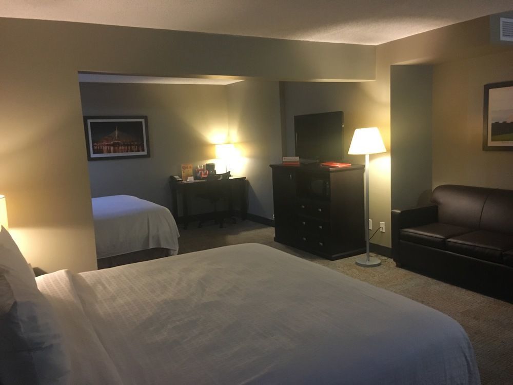 Express By Canad Inns Winnipeg Eksteriør billede